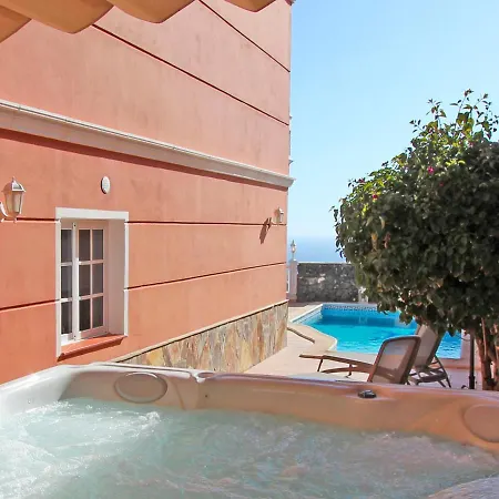 Sleeps 8 With Pool And Wifi Villa *